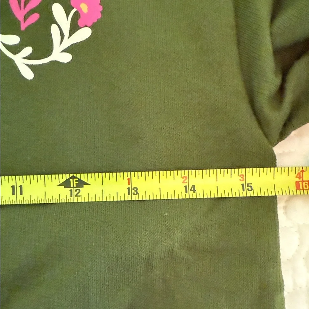 Target Green Kids Lightweight Sweatshirt with Floral Design, size M - 8.